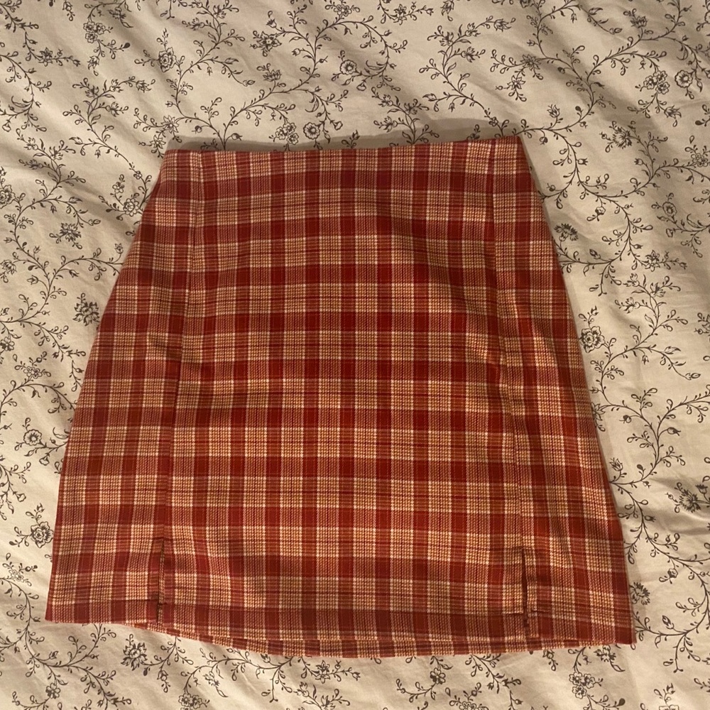 Brandy Melville Cara skirt!